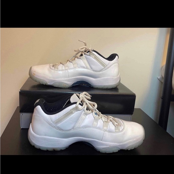 jordan 11 low legend blue - Picture 2 of 5